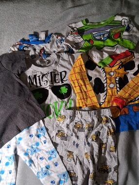 Growing Baby Play Clothes 18 Months To 4T ~ 7 Pieces